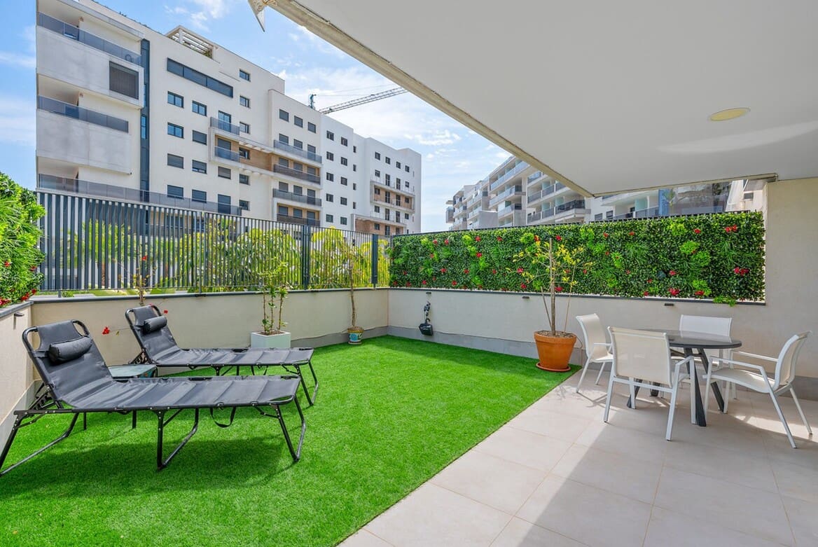 3 soveværelse Lejlighed til salg i Campoamor med swimmingpool - € 339.000 (Ref: 10173460)
