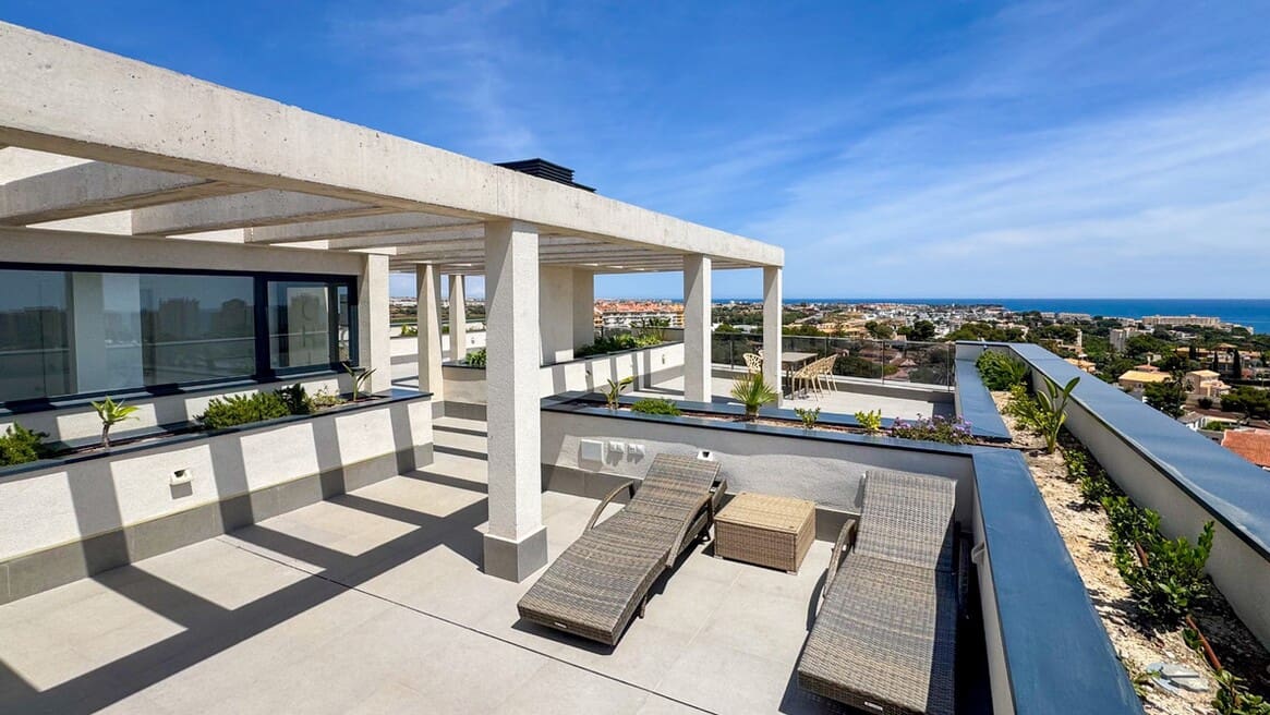 3 soveværelse Lejlighed til salg i Campoamor med swimmingpool - € 339.000 (Ref: 10173460)