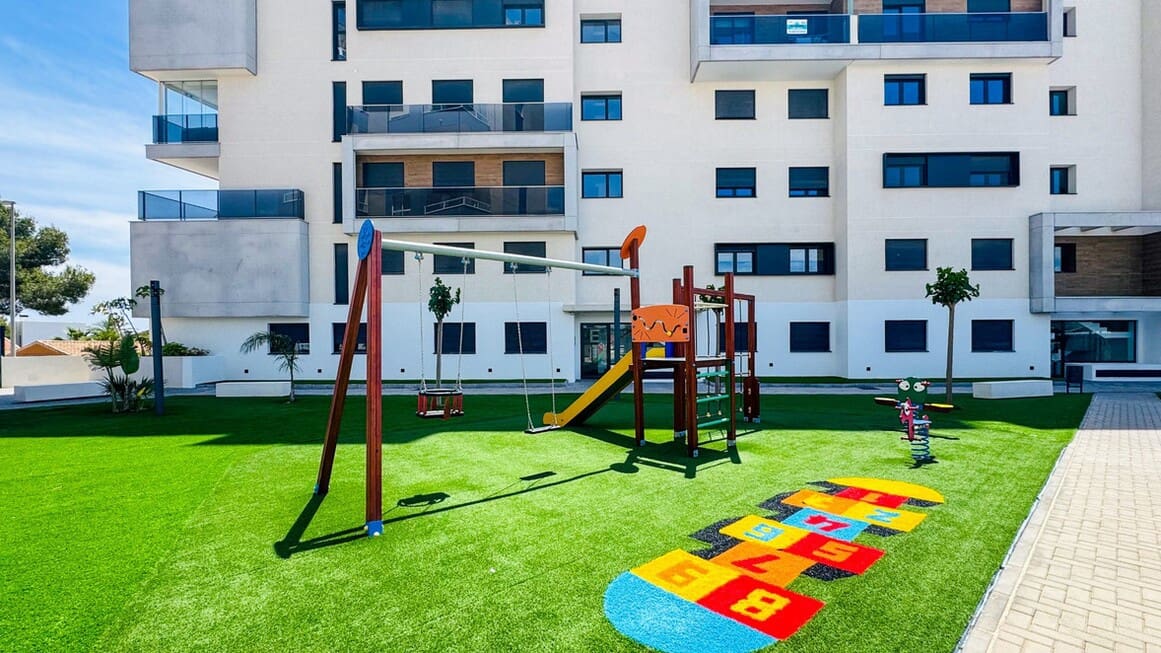 3 soveværelse Lejlighed til salg i Campoamor med swimmingpool - € 339.000 (Ref: 10173460)