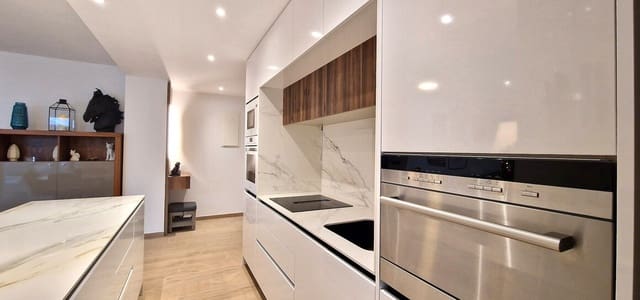 3 bedroom Villa for sale in Algorfa with pool garage - € 379,900 (Ref: 10173461)