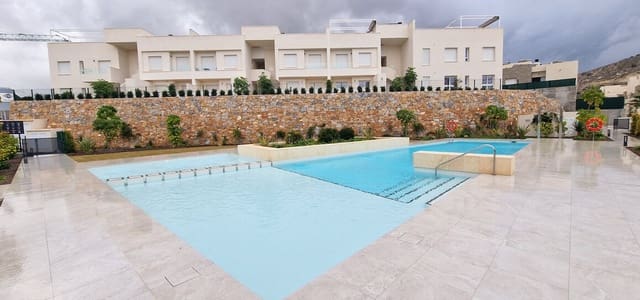 3 bedroom Villa for sale in Algorfa with pool garage - € 379,900 (Ref: 10173461)