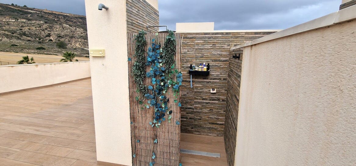 3 bedroom Villa for sale in Algorfa with pool garage - € 379,900 (Ref: 10173461)