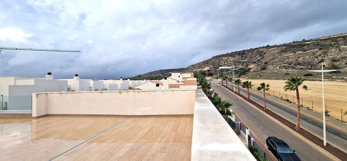 3 bedroom Villa for sale in Algorfa with pool garage - € 379,900 (Ref: 10173461)