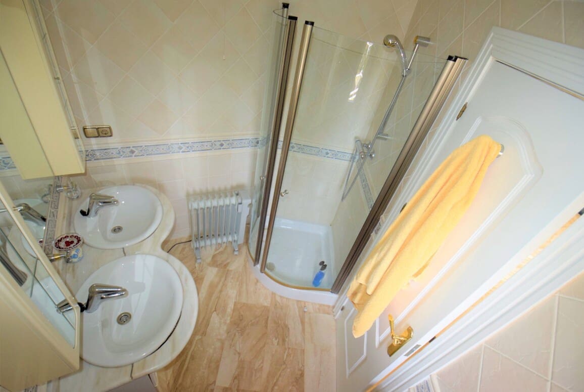5 sovrum Villa till salu i Guardamar del Segura med garage - 680 000 € (Ref: 10173465)