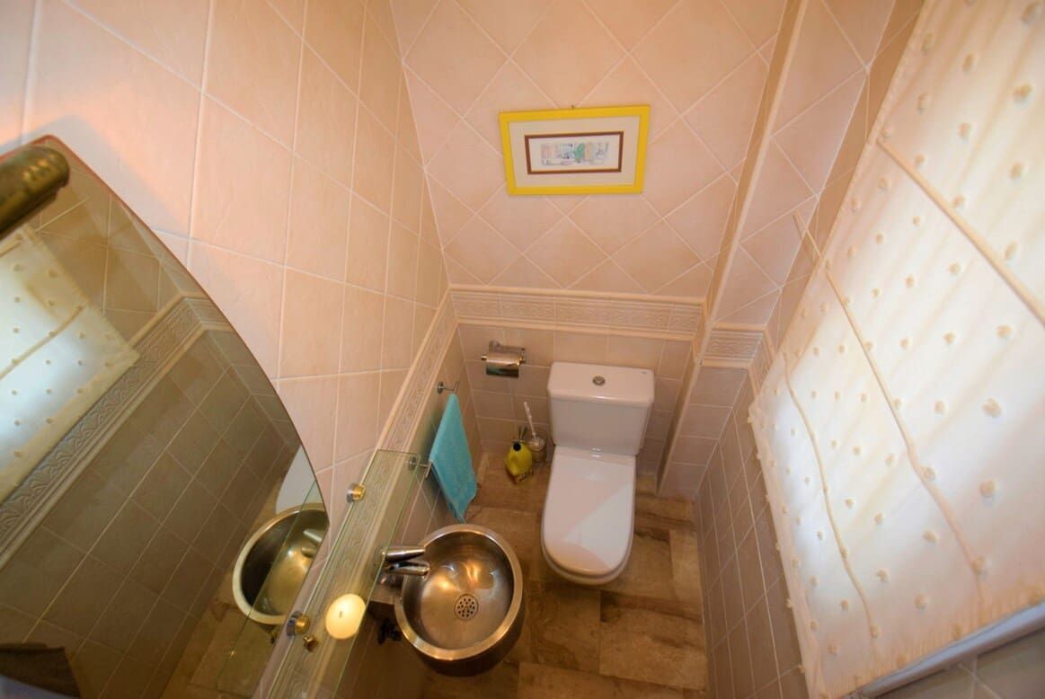 5 sovrum Villa till salu i Guardamar del Segura med garage - 680 000 € (Ref: 10173465)