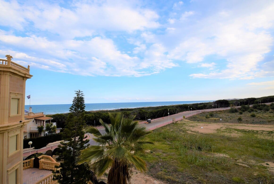 5 sovrum Villa till salu i Guardamar del Segura med garage - 680 000 € (Ref: 10173465)