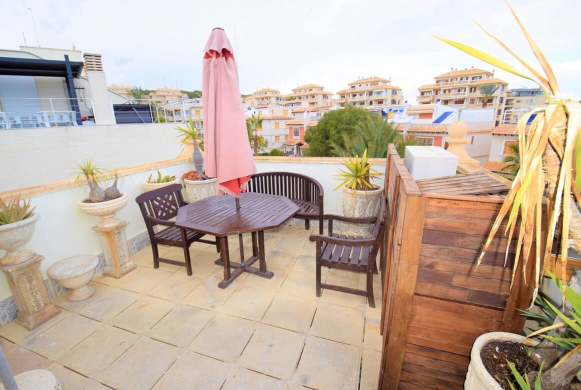 5 sovrum Villa till salu i Guardamar del Segura med garage - 680 000 € (Ref: 10173465)