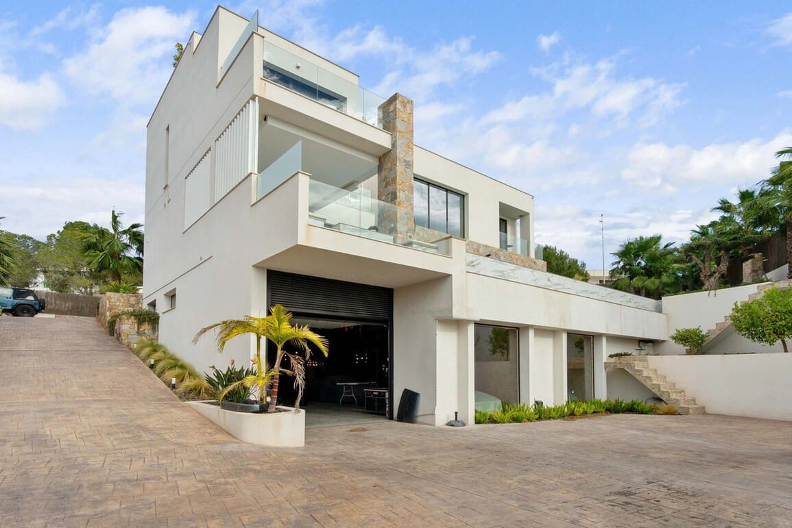 4 soverom Villa til salgs i Orihuela Costa med svømmebasseng garasje - € 2 650 000 (Ref: 10173467)