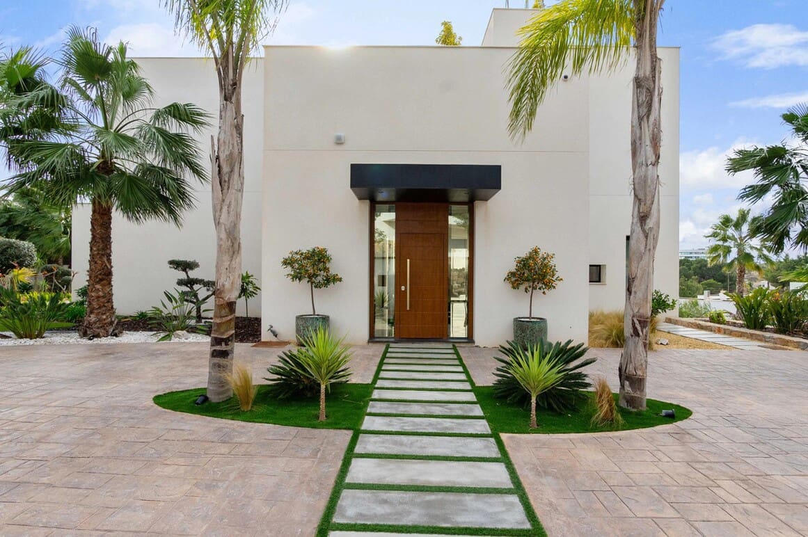 4 soverom Villa til salgs i Orihuela Costa med svømmebasseng garasje - € 2 650 000 (Ref: 10173467)