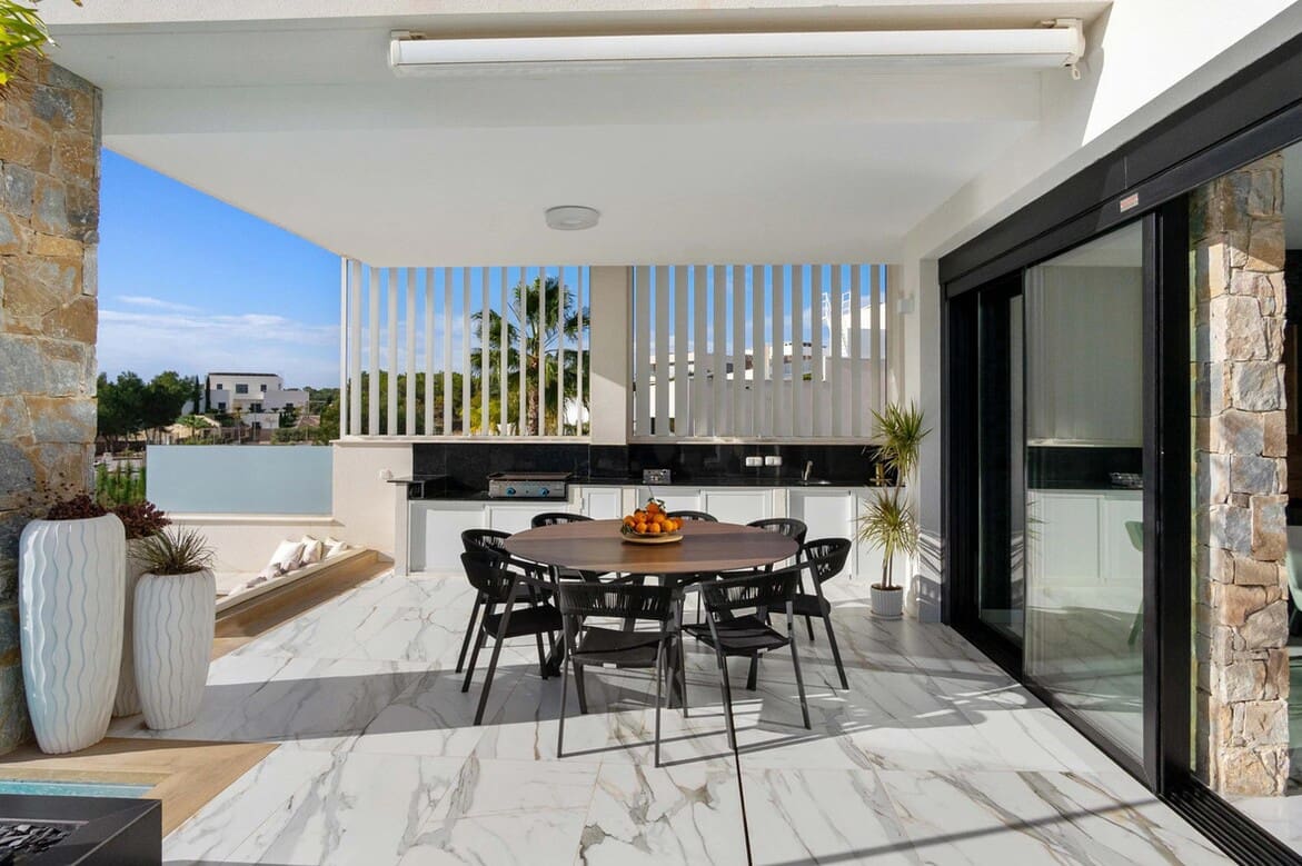 4 soverom Villa til salgs i Orihuela Costa med svømmebasseng garasje - € 2 650 000 (Ref: 10173467)