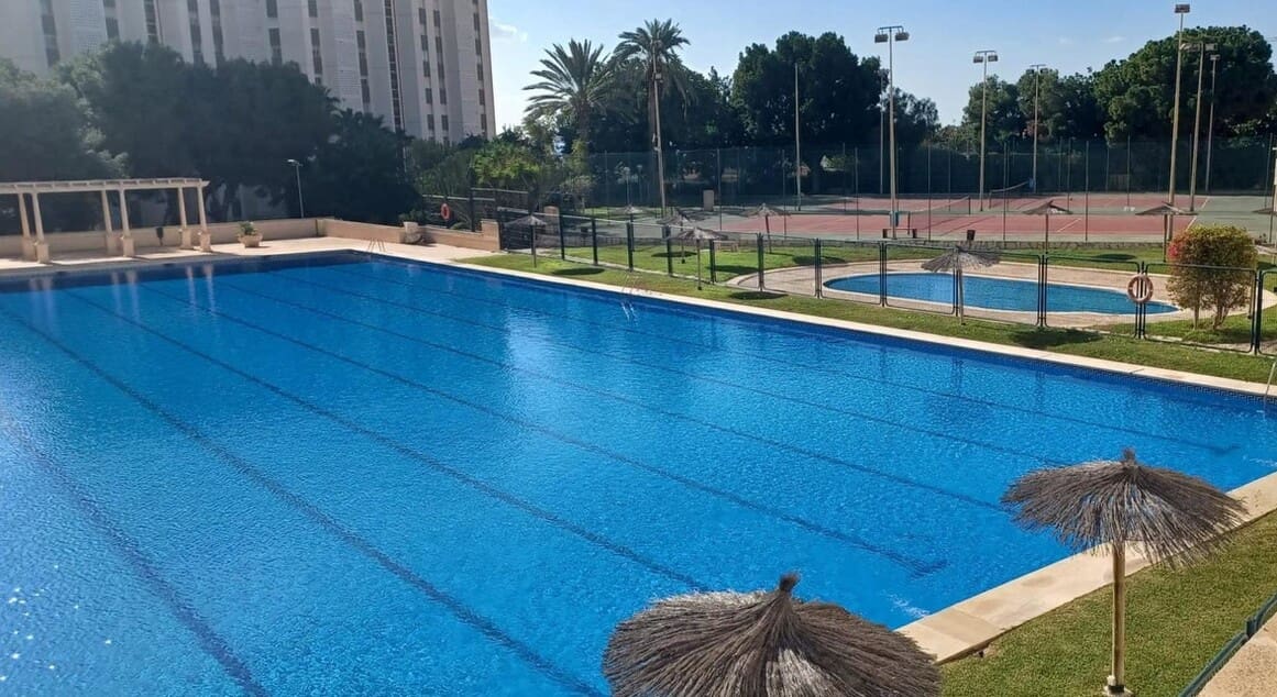 4 soveværelse Lejlighed til salg i Playa de San Juan med swimmingpool garage - € 560.000 (Ref: 10173468)