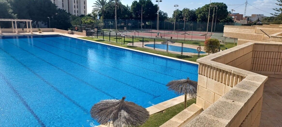 4 soveværelse Lejlighed til salg i Playa de San Juan med swimmingpool garage - € 560.000 (Ref: 10173468)