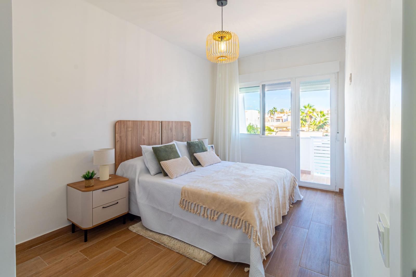 2 soverom Hus til salgs i Torrevieja - € 319 900 (Ref: 10173738)