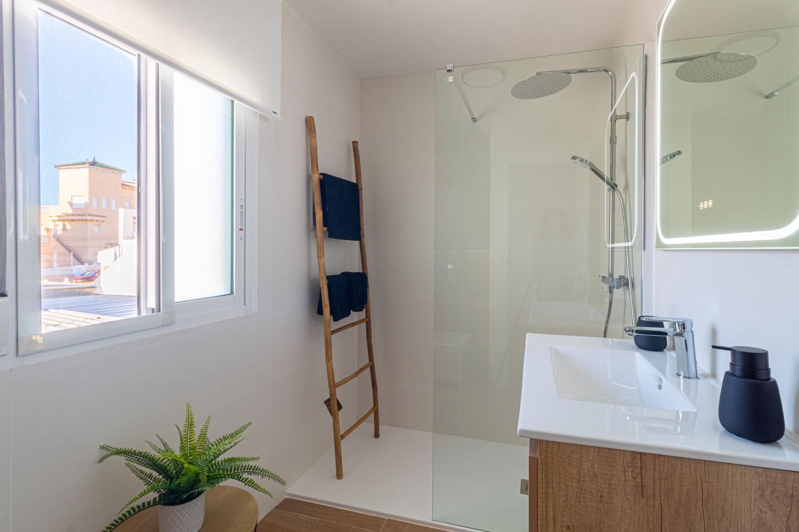 2 soverom Hus til salgs i Torrevieja - € 319 900 (Ref: 10173738)