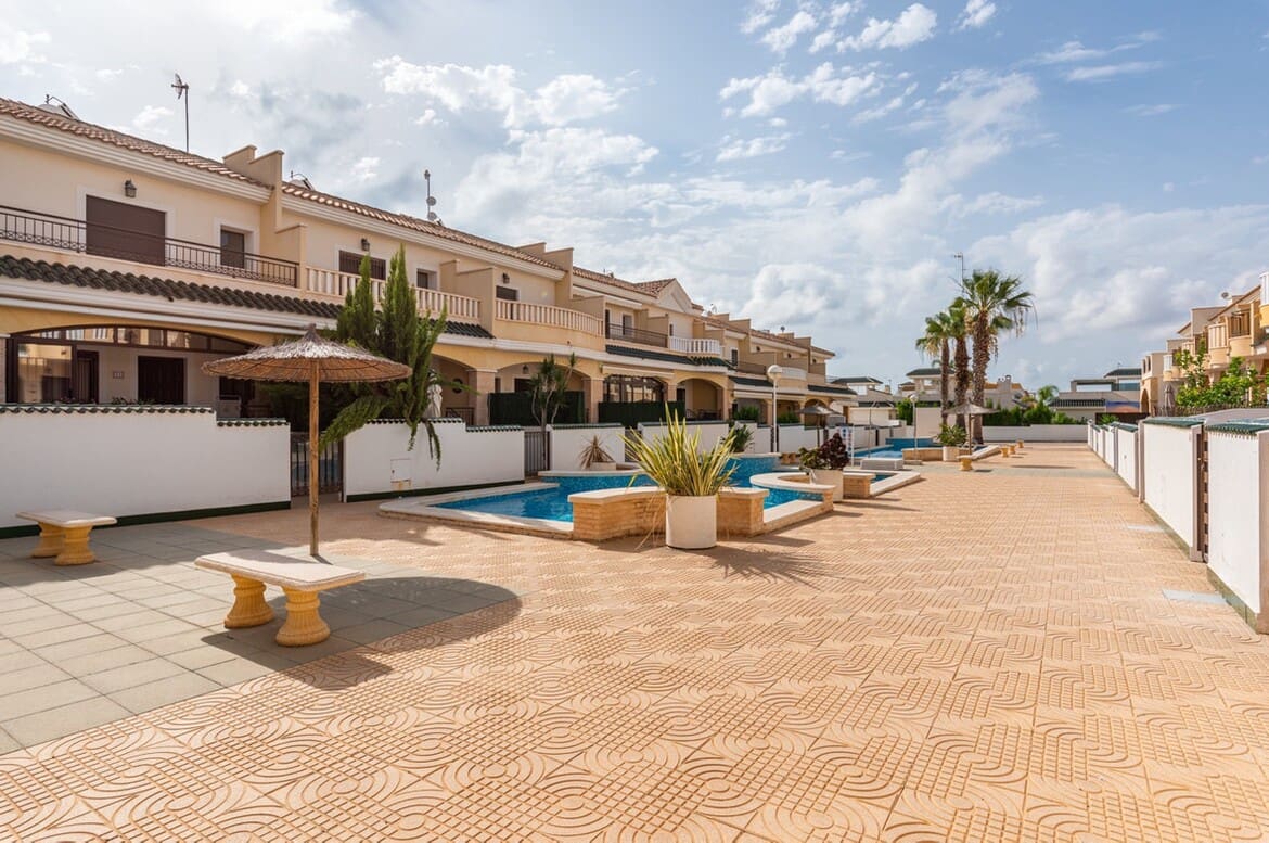 2 slaapkamer Huis te koop in Rojales met zwembad garage - € 195.000 (Ref: 10173739)