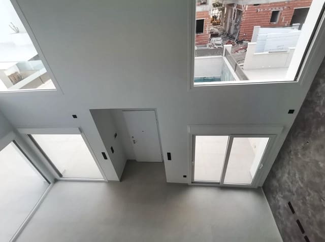 3 soverom Villa til salgs i Los Montesinos med svømmebasseng garasje - € 465 000 (Ref: 10173740)