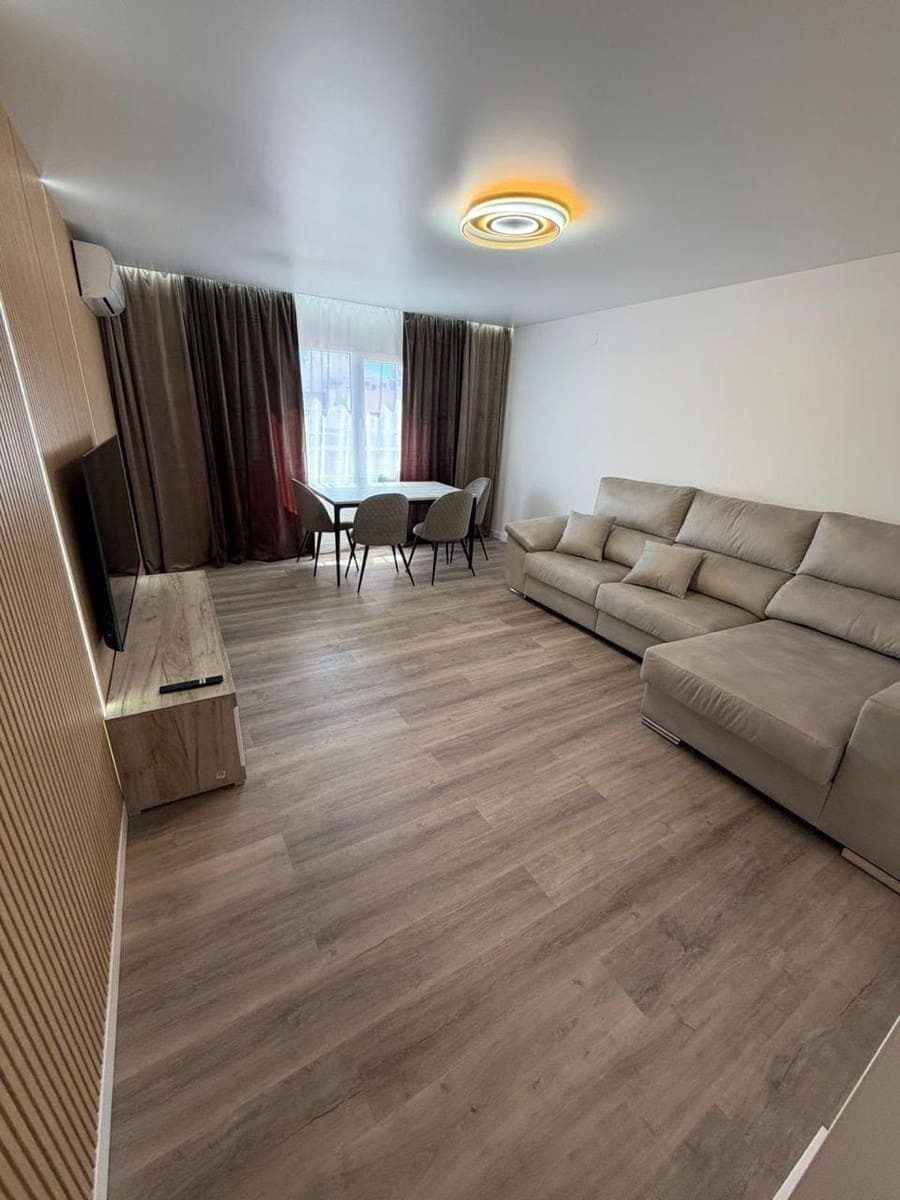 4 soverom Leilighet til salgs i Torrevieja - € 235 000 (Ref: 10174473)