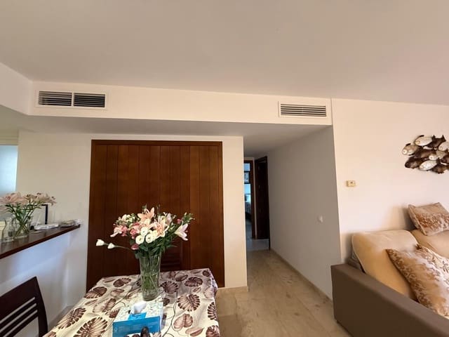 2 soverom Leilighet til salgs i Punta Prima, Torrevieja med svømmebasseng garasje - € 279 900 (Ref: 10174475)