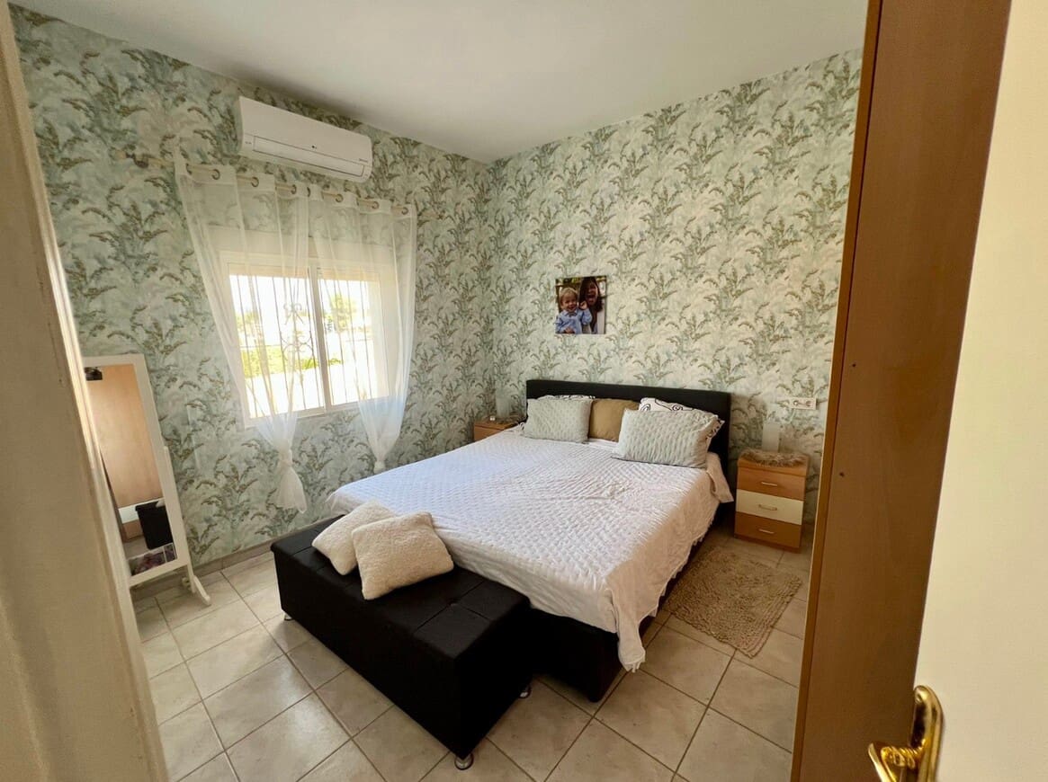Chalet de 3 habitaciones en Benferri en venta - 235.000 € (Ref: 10174477)