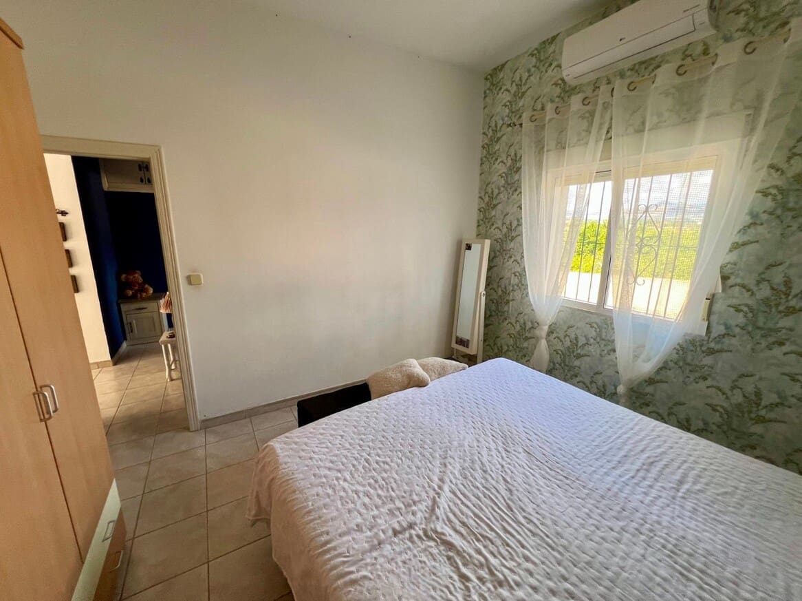 Chalet de 3 habitaciones en Benferri en venta - 235.000 € (Ref: 10174477)