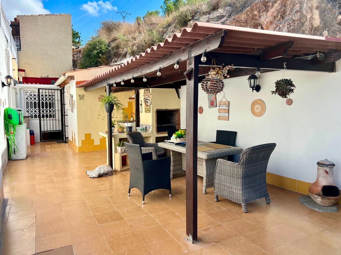 Chalet de 3 habitaciones en Benferri en venta - 235.000 € (Ref: 10174477)