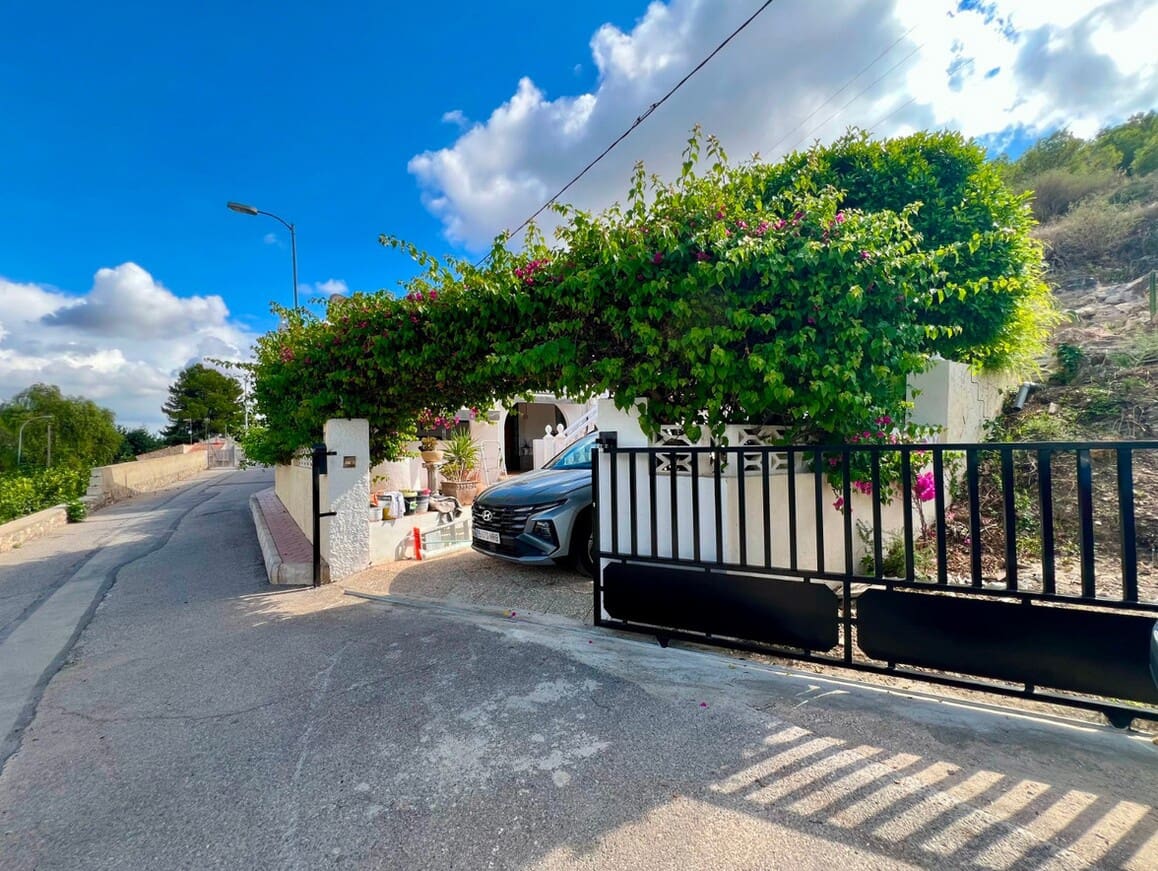 Chalet de 3 habitaciones en Benferri en venta - 235.000 € (Ref: 10174477)