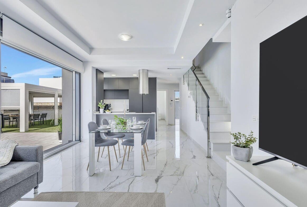 3 soverom Villa til salgs i Torrevieja med svømmebasseng - € 749 900 (Ref: 10174480)