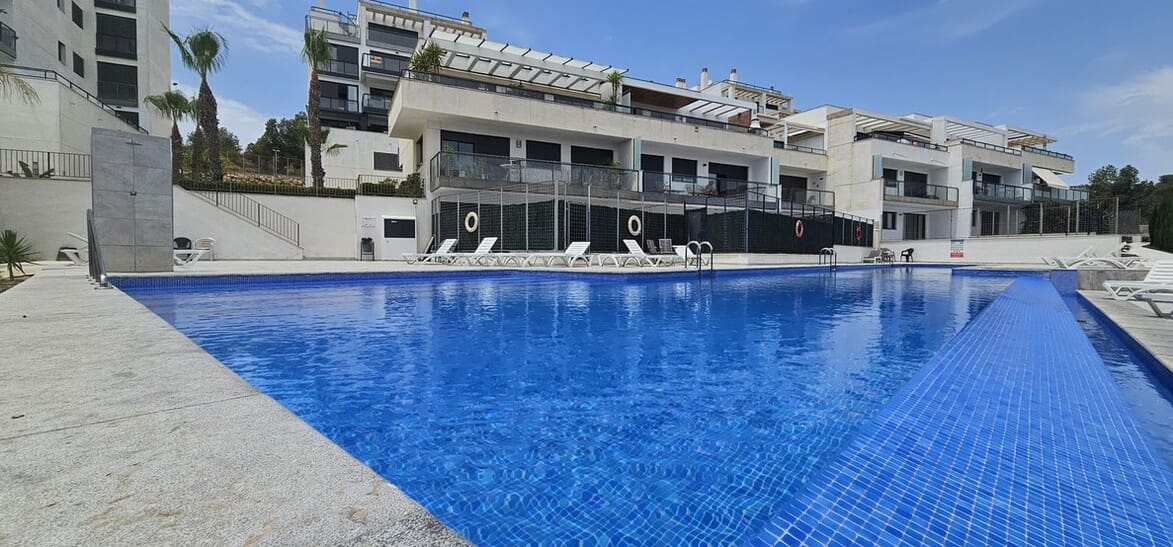 2 slaapkamer Appartement te koop in Orihuela met zwembad garage - € 230.000 (Ref: 10174482)