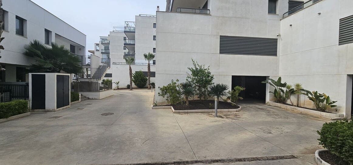 2 slaapkamer Appartement te koop in Orihuela met zwembad garage - € 230.000 (Ref: 10174482)