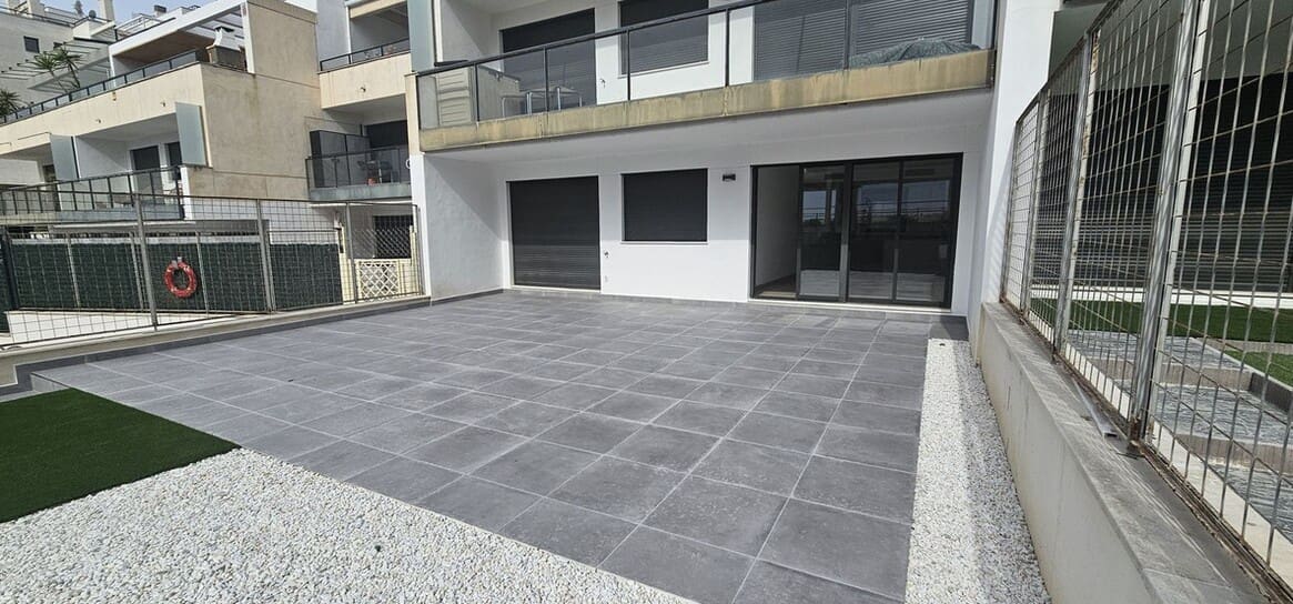 2 slaapkamer Appartement te koop in Orihuela met zwembad garage - € 230.000 (Ref: 10174482)