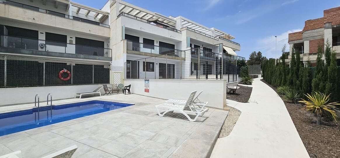 2 slaapkamer Appartement te koop in Orihuela met zwembad garage - € 230.000 (Ref: 10174482)