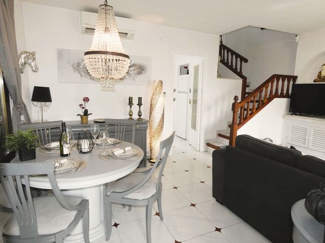 3 chambre Maison de Ville à vendre à Cabo Roig, Orihuela avec piscine - 320 000 € (Ref: 10174483)