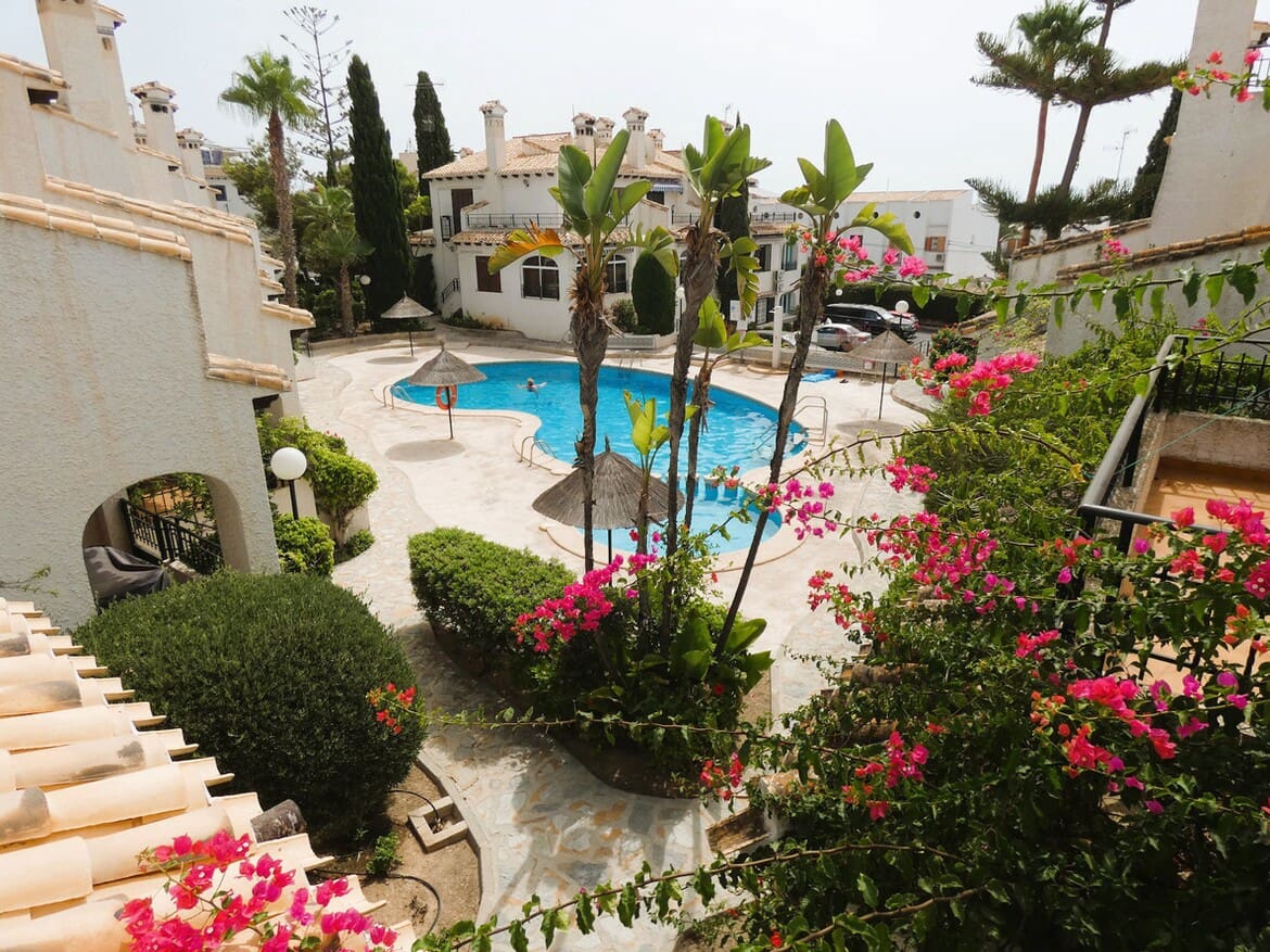 3 sypialnia Dom na sprzedaż w Cabo Roig z basenem - 320 000 € (Ref: 10174483)