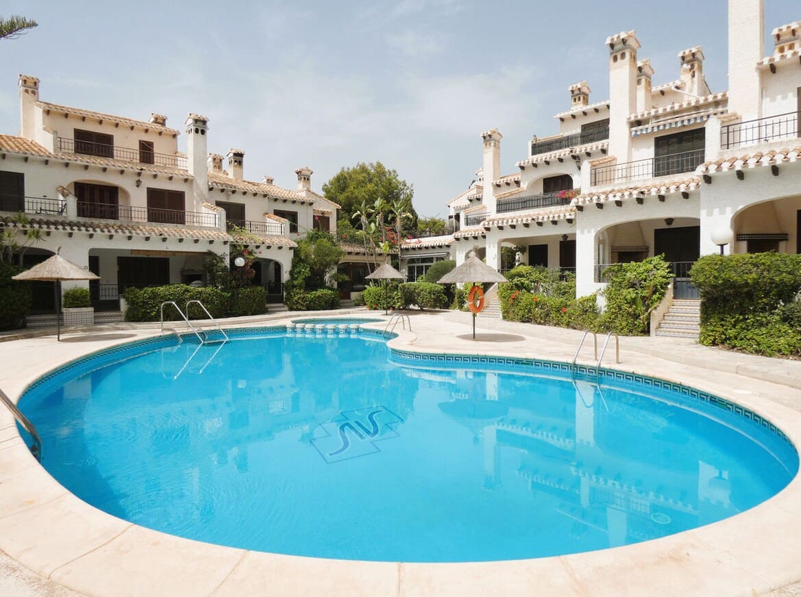 3 sypialnia Dom na sprzedaż w Cabo Roig z basenem - 320 000 € (Ref: 10174483)