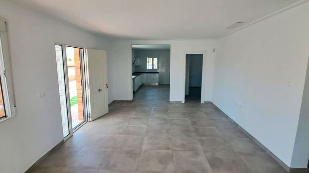 3 slaapkamer Villa te koop in Catral met garage - € 410.000 (Ref: 10174484)
