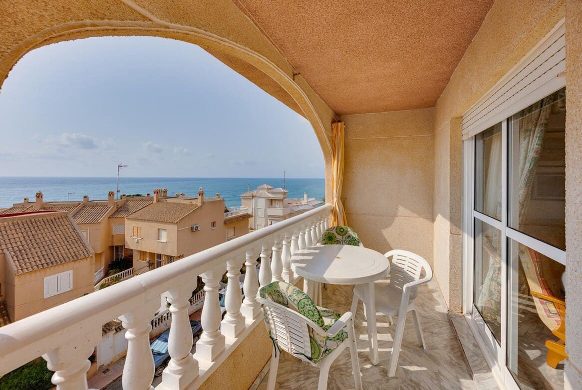2 soverom Leilighet til salgs i Torrevieja med svømmebasseng - € 208 000 (Ref: 10174921)