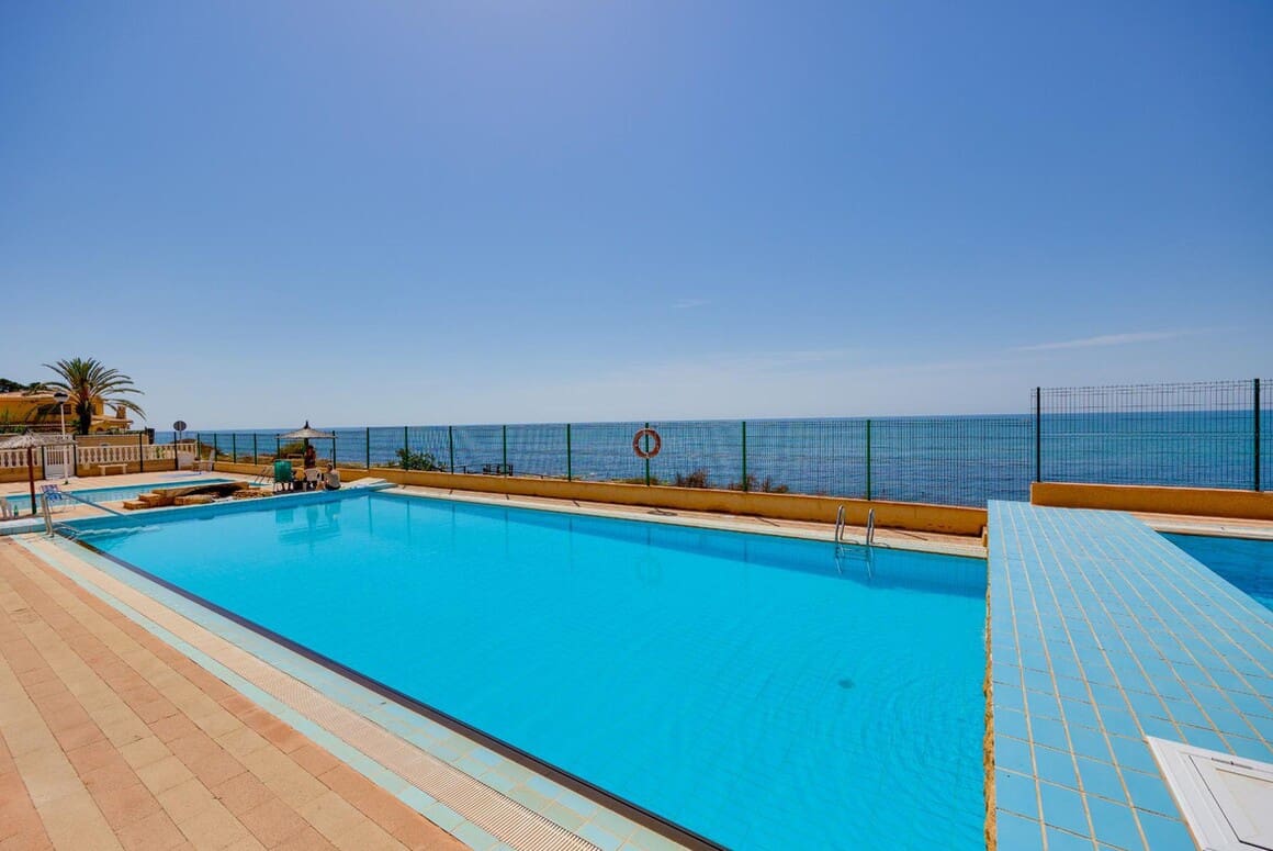 2 soverom Leilighet til salgs i Torrevieja med svømmebasseng - € 208 000 (Ref: 10174921)