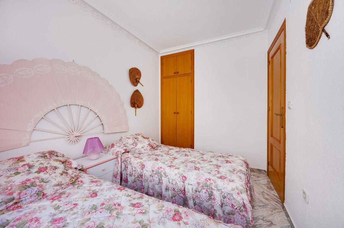 2 soverom Leilighet til salgs i Torrevieja med svømmebasseng - € 208 000 (Ref: 10174921)