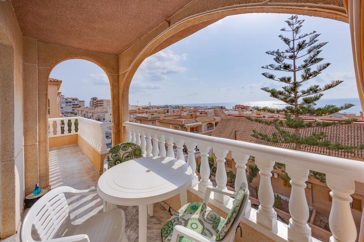 2 soverom Leilighet til salgs i Torrevieja med svømmebasseng - € 208 000 (Ref: 10174921)