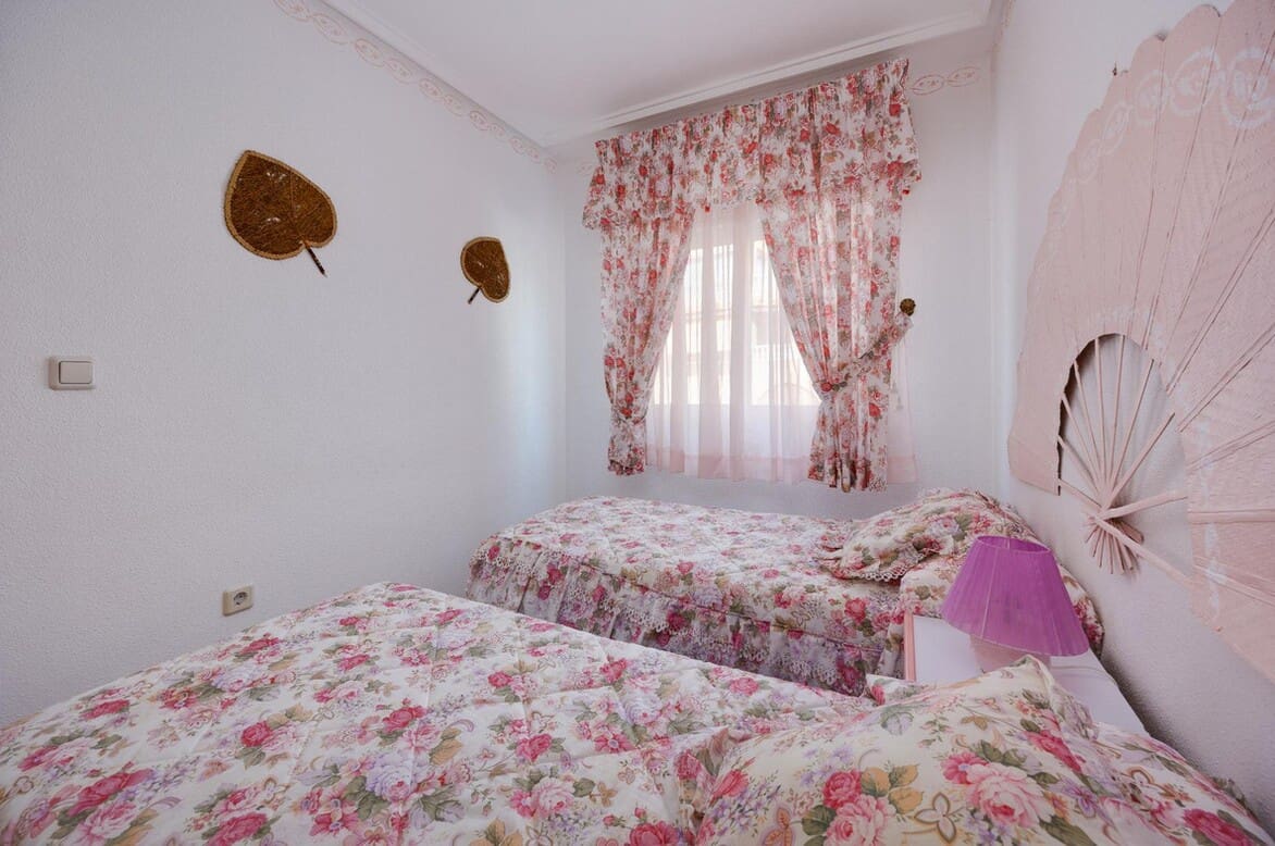 2 soverom Leilighet til salgs i Torrevieja med svømmebasseng - € 208 000 (Ref: 10174921)