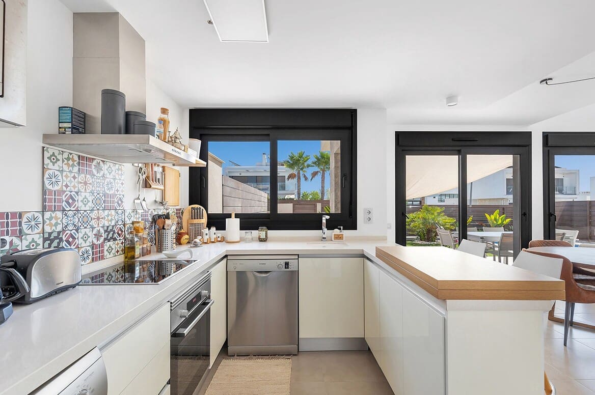 3 sovrum Villa till salu i Orihuela med pool garage - 395 000 € (Ref: 10174922)