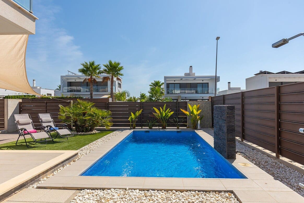 3 sovrum Villa till salu i Orihuela med pool garage - 395 000 € (Ref: 10174922)