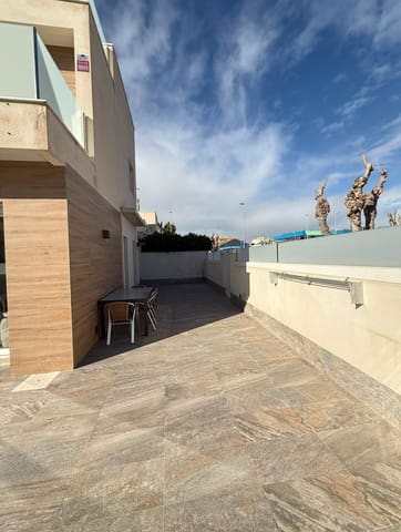 4 sypialnia Willa na sprzedaż w Pilar de la Horadada ciudad, Pilar de la Horadada z garażem - 469 000 € (Ref: 10174923)
