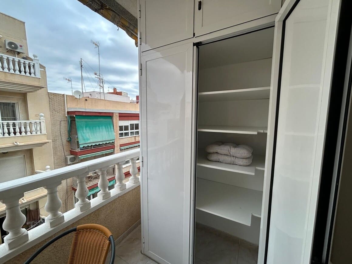 2 soverom Leilighet til salgs i Torrevieja - € 193 000 (Ref: 10174925)