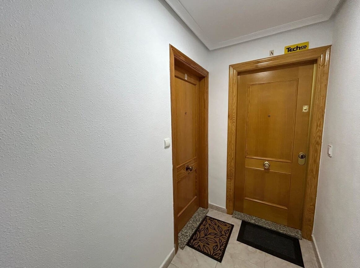 2 soverom Leilighet til salgs i Torrevieja - € 193 000 (Ref: 10174925)