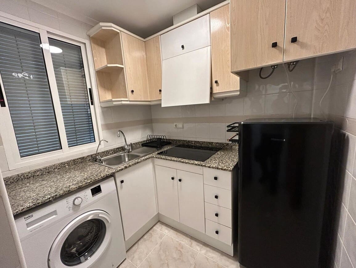 2 soverom Leilighet til salgs i Torrevieja - € 193 000 (Ref: 10174925)
