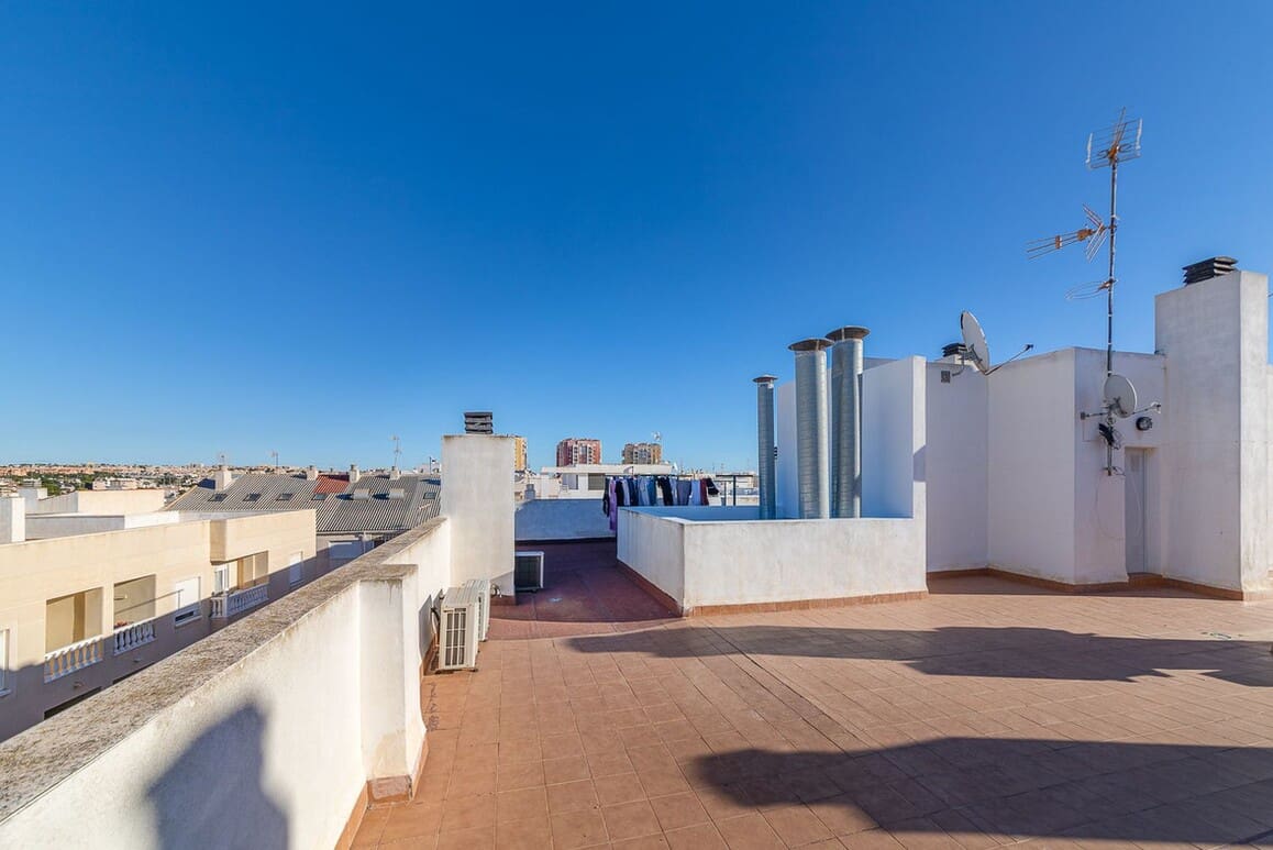 3 sovrum Lägenhet till salu i Torrevieja - 179 000 € (Ref: 10175556)