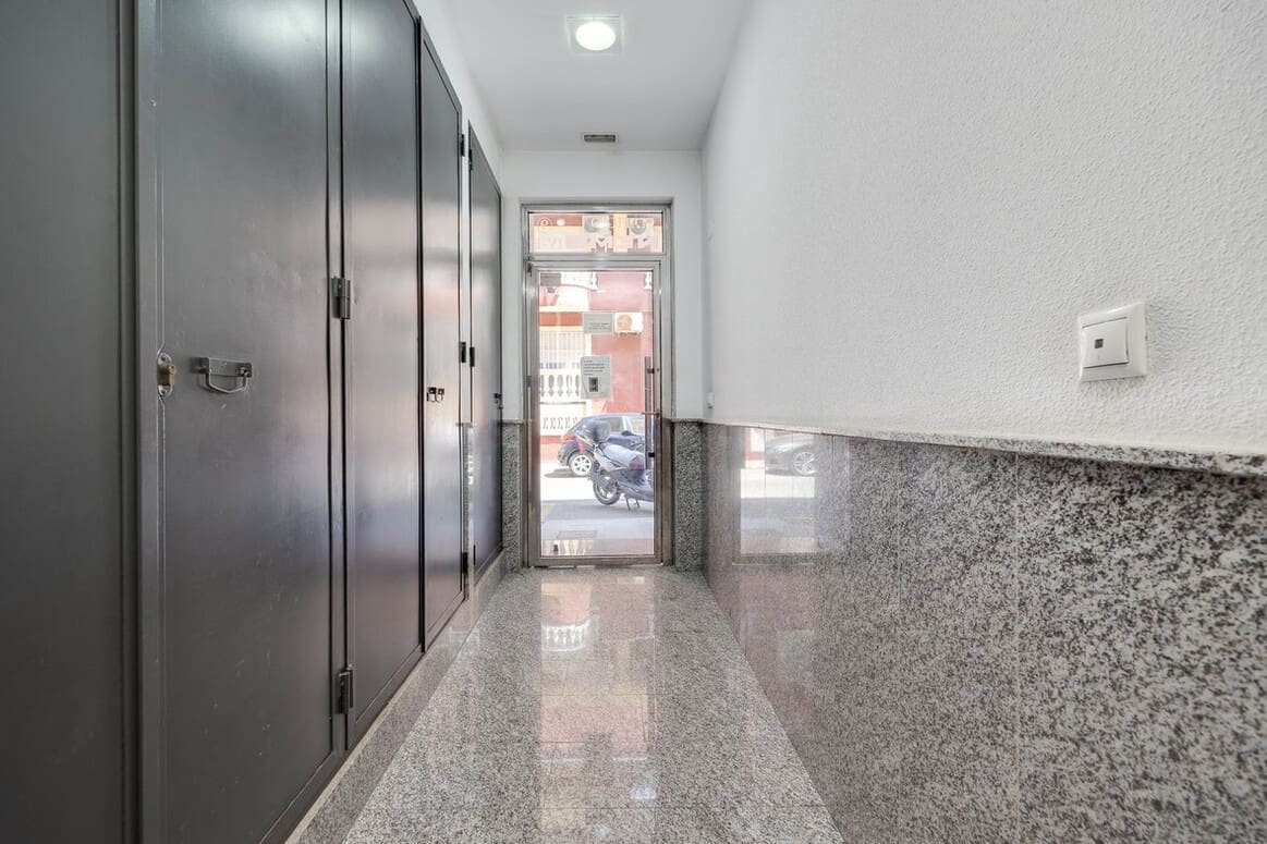 3 sovrum Lägenhet till salu i Torrevieja - 179 000 € (Ref: 10175556)