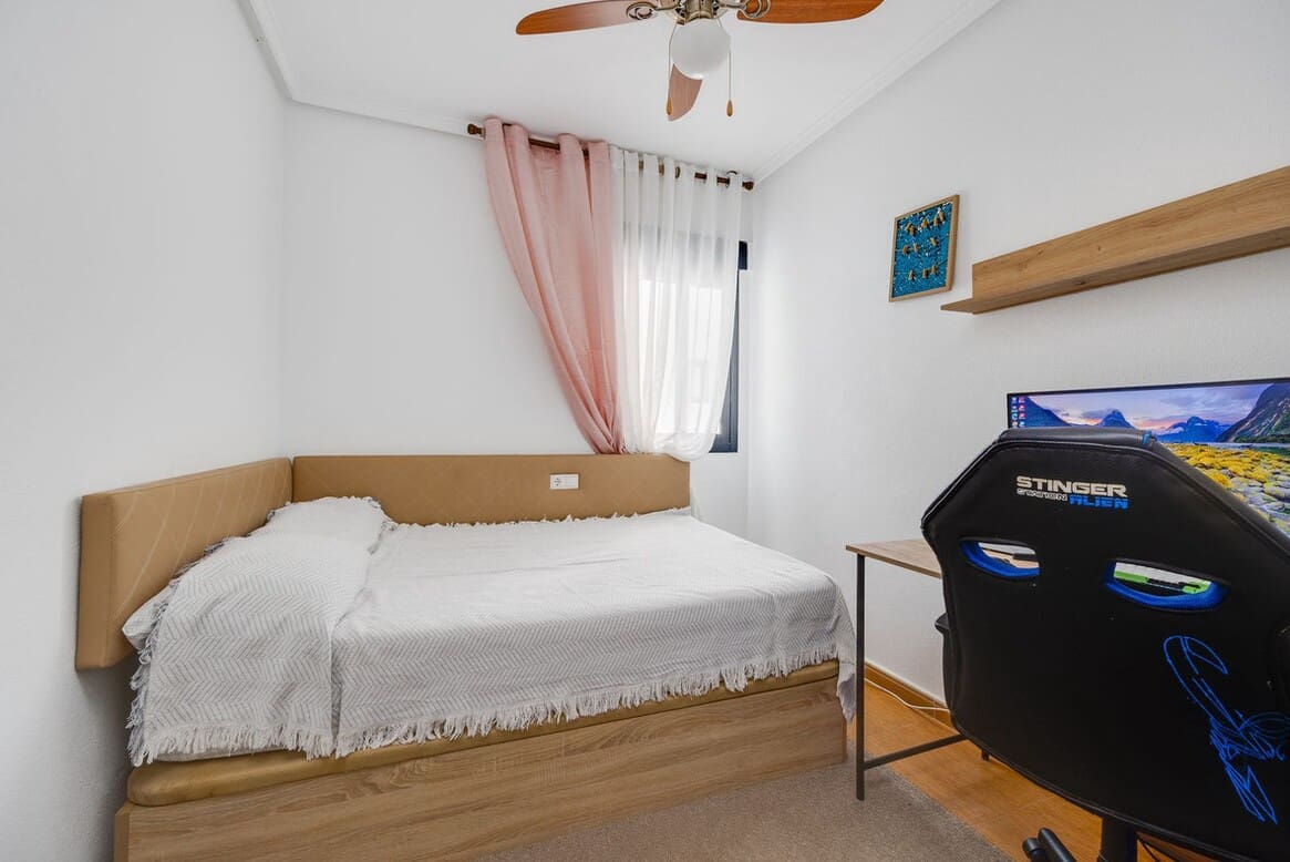 3 sovrum Lägenhet till salu i Torrevieja - 179 000 € (Ref: 10175556)