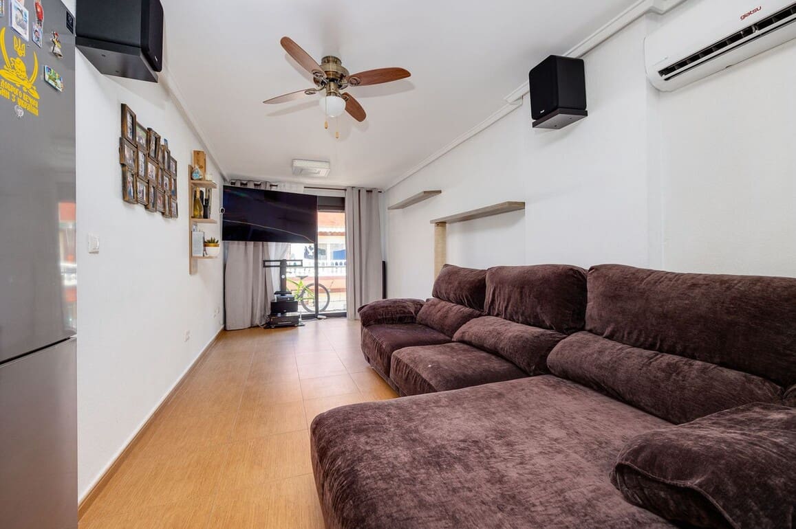 3 sovrum Lägenhet till salu i Torrevieja - 179 000 € (Ref: 10175556)